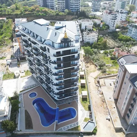 Stylish 1br Flat Pool View & 10 Min Walk To Apartman *