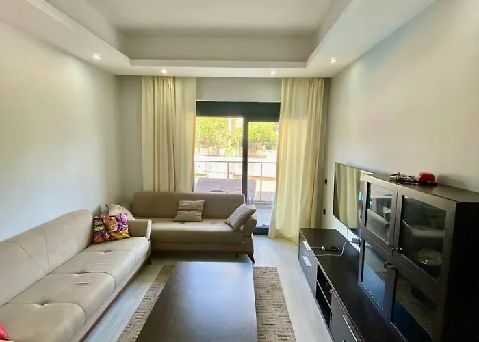 דירה Stylish 1br Flat Pool View & 10 Min Walk To
