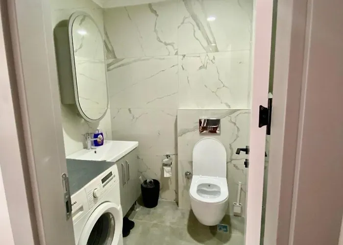 דירה Stylish 1br Flat Pool View & 10 Min Walk To