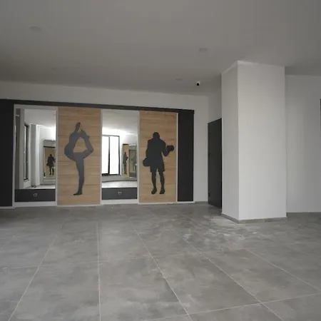 アパート Stylish 1br Flat Pool View & 10 Min Walk To アランヤ